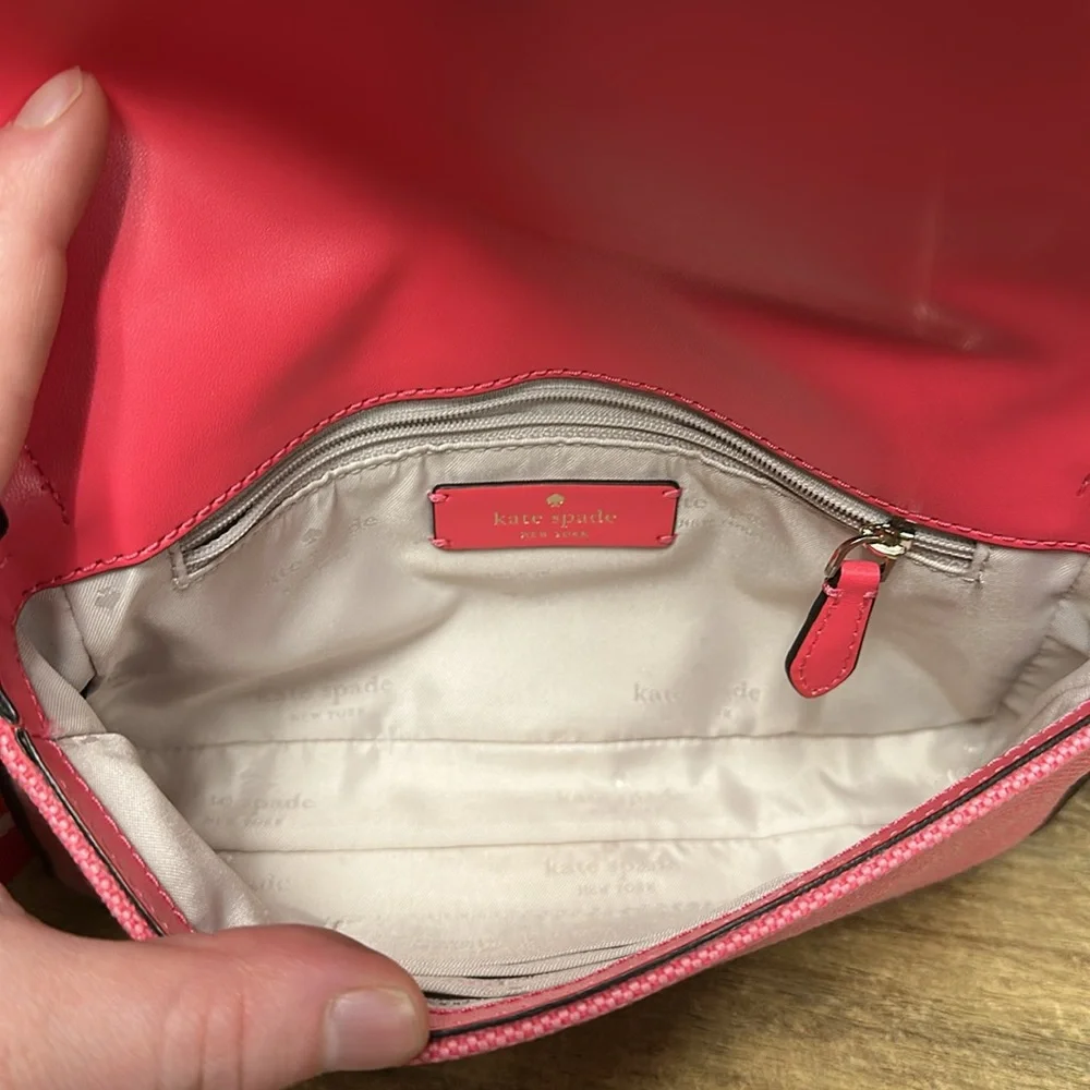 Kate spade nwot Rosie canvas flap crossbody pink white leather shoulder purse - Picture 11 of 14